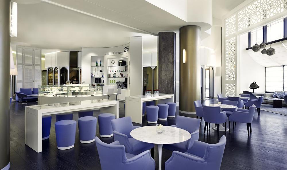 ホテル ル メリディアン アル コバール アル・コバール エクステリア 写真 The lounge at the airport