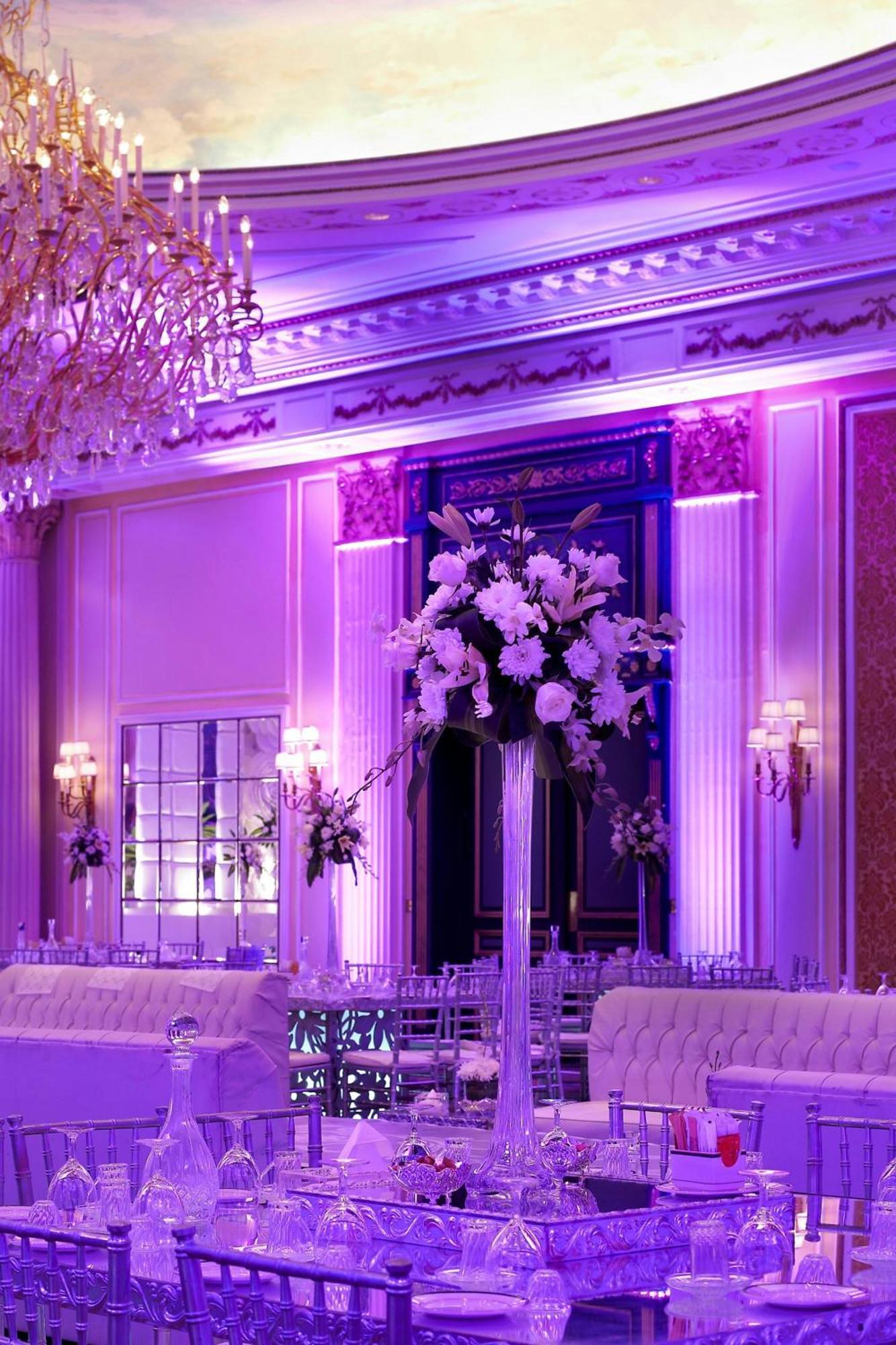 ホテル ル メリディアン アル コバール アル・コバール エクステリア 写真 The ballroom at the Waldorf Astoria New York